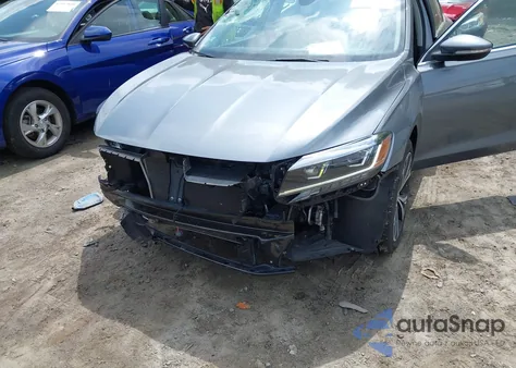 2022 Volkswagen Passat 2.0T Se z USA, uszkodzony, nr VIN 1VWSA7A34NC005017